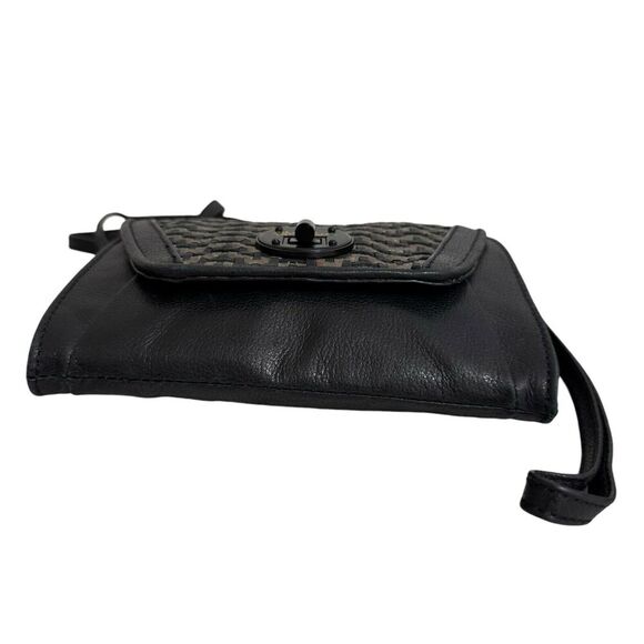 Elliott Lucca Crossbody Wristlet Bag Woven Black Gold Woven Flap Turn Lock - Picture 5 of 12